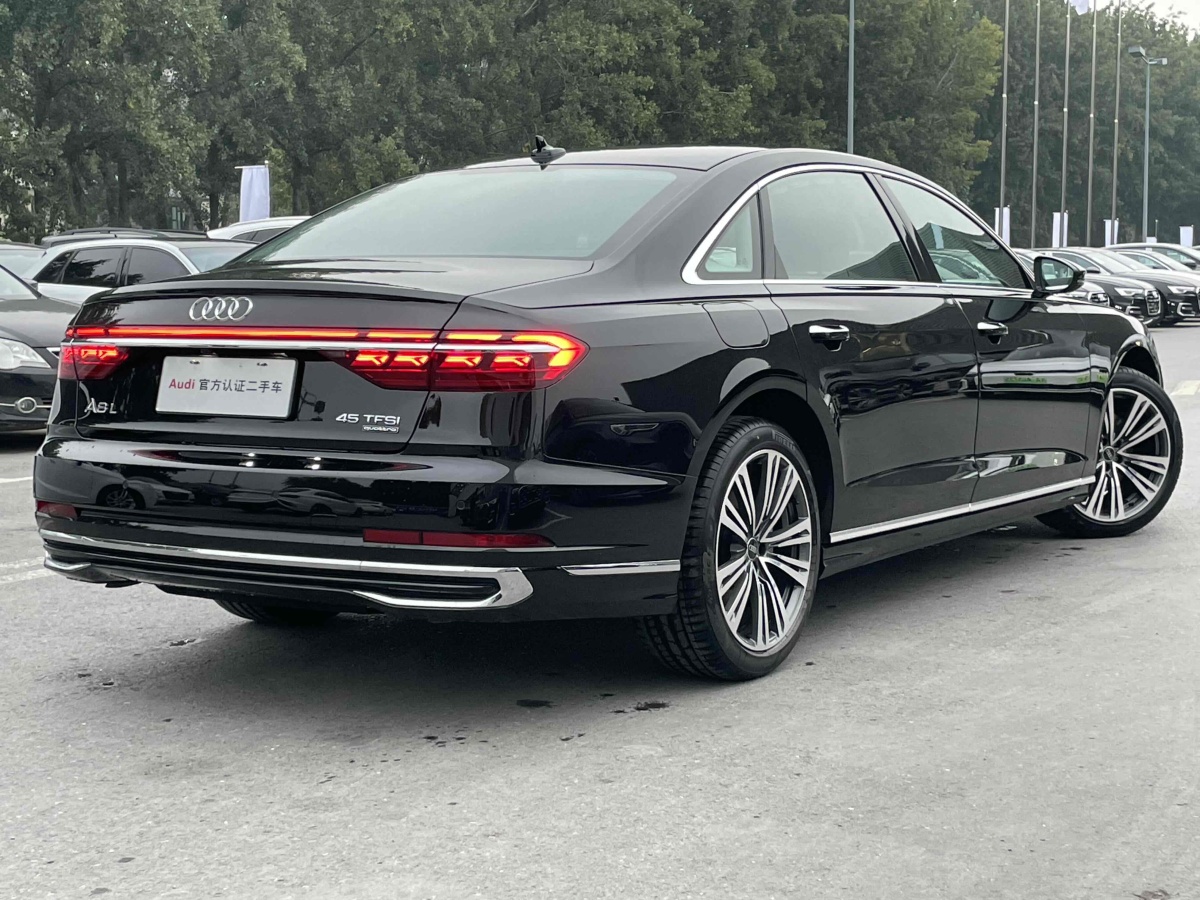 2024年10月奧迪 奧迪A8  2024款 A8L 45 TFSI quattro 豪華型