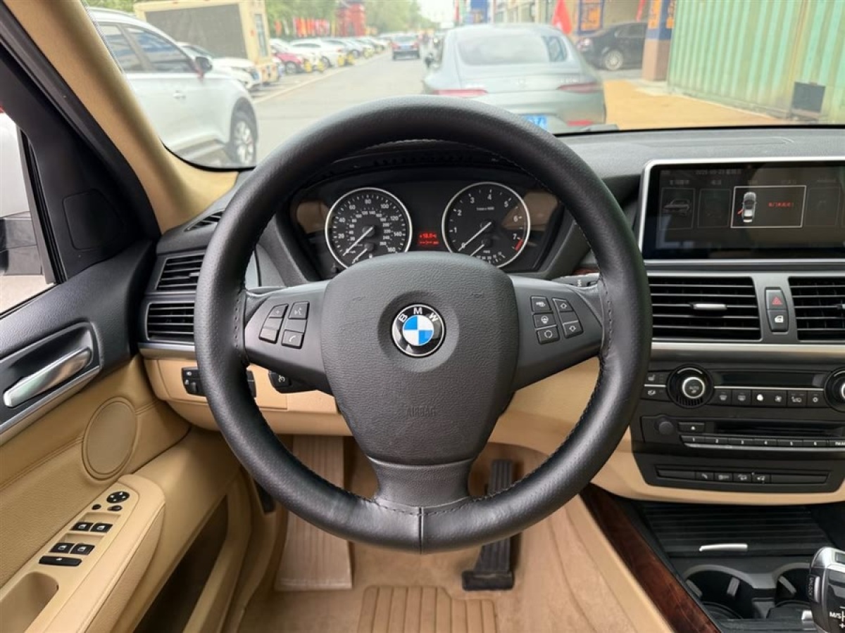 寶馬 寶馬X5  2011款 xDrive35i 豪華型圖片