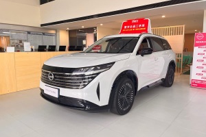 探陸 日產(chǎn) 380VC-TURBO 四驅(qū)智尊版 6座