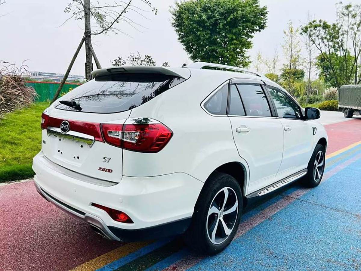 比亞迪 S7  2015款 2.0T 自動(dòng)尊貴型圖片