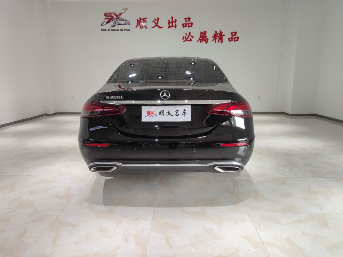 奔馳 奔馳E級  2021款 改款 E 300 L 豪華型圖片
