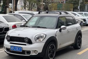 COUNTRYMAN MINI 1.6T COOPER S ALL4 滑雪版