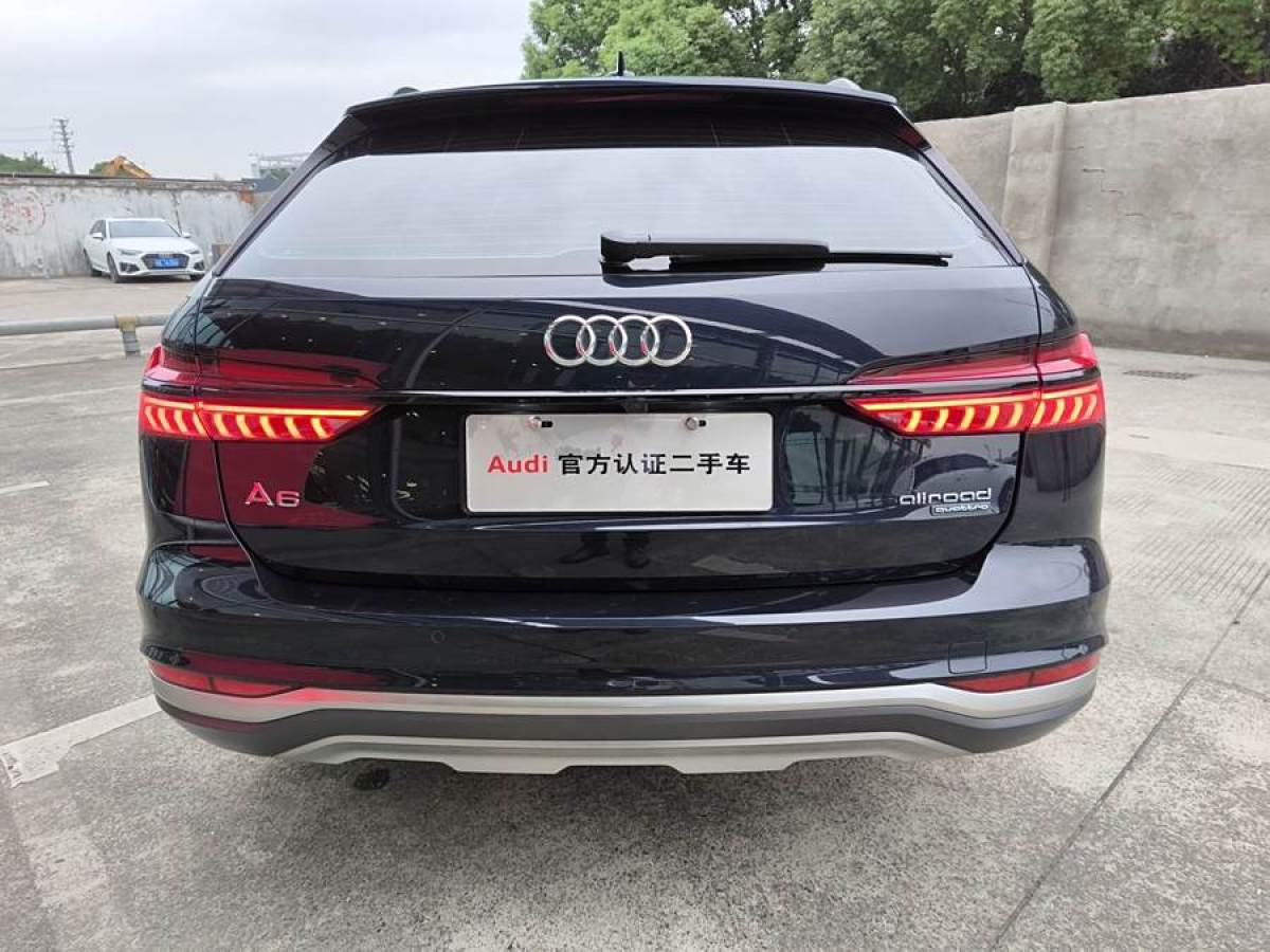 奧迪 奧迪A6  2021款 Allroad 探索家 55 TFSI 尊享越野型圖片