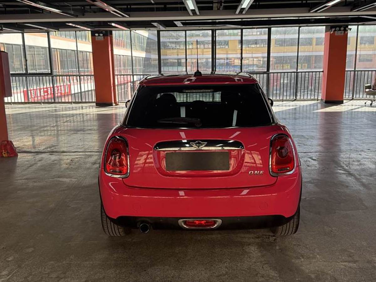 MINI MINI  2016款 1.2T ONE 先鋒派 五門版圖片