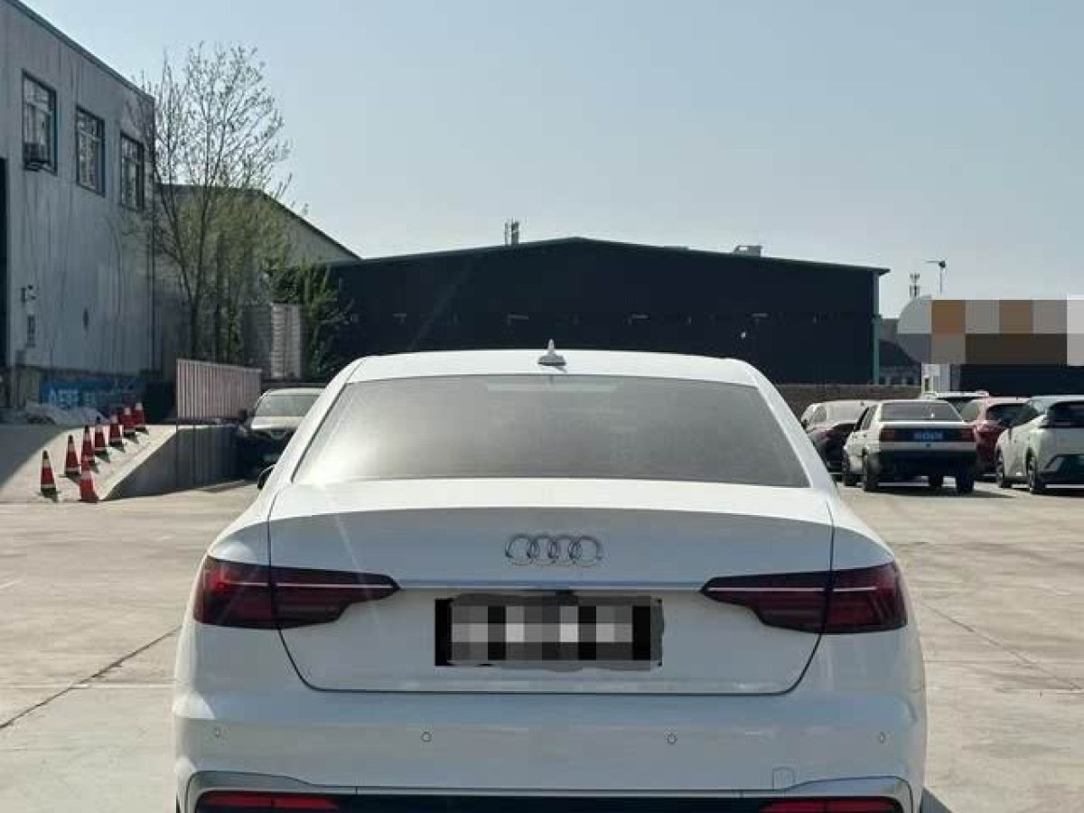 奧迪 奧迪A4L  2022款 40 TFSI 時(shí)尚動(dòng)感型圖片