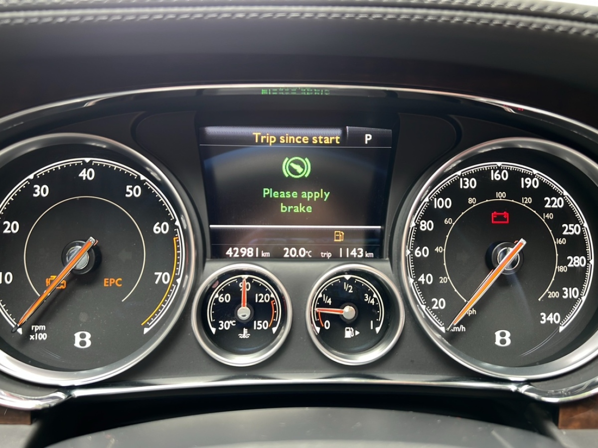 宾利 欧陆  2016款 4.0T GT V8 标准版图片