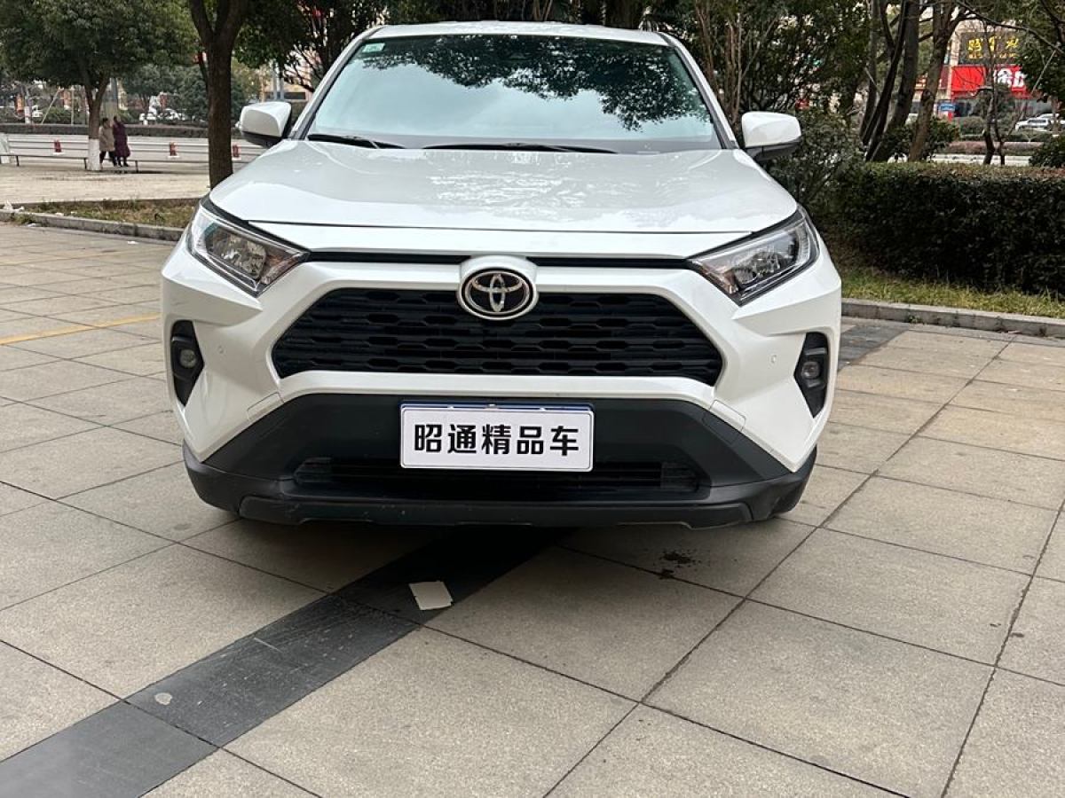 豐田 RAV4榮放  2023款 2.0L CVT兩驅(qū)風(fēng)尚版圖片