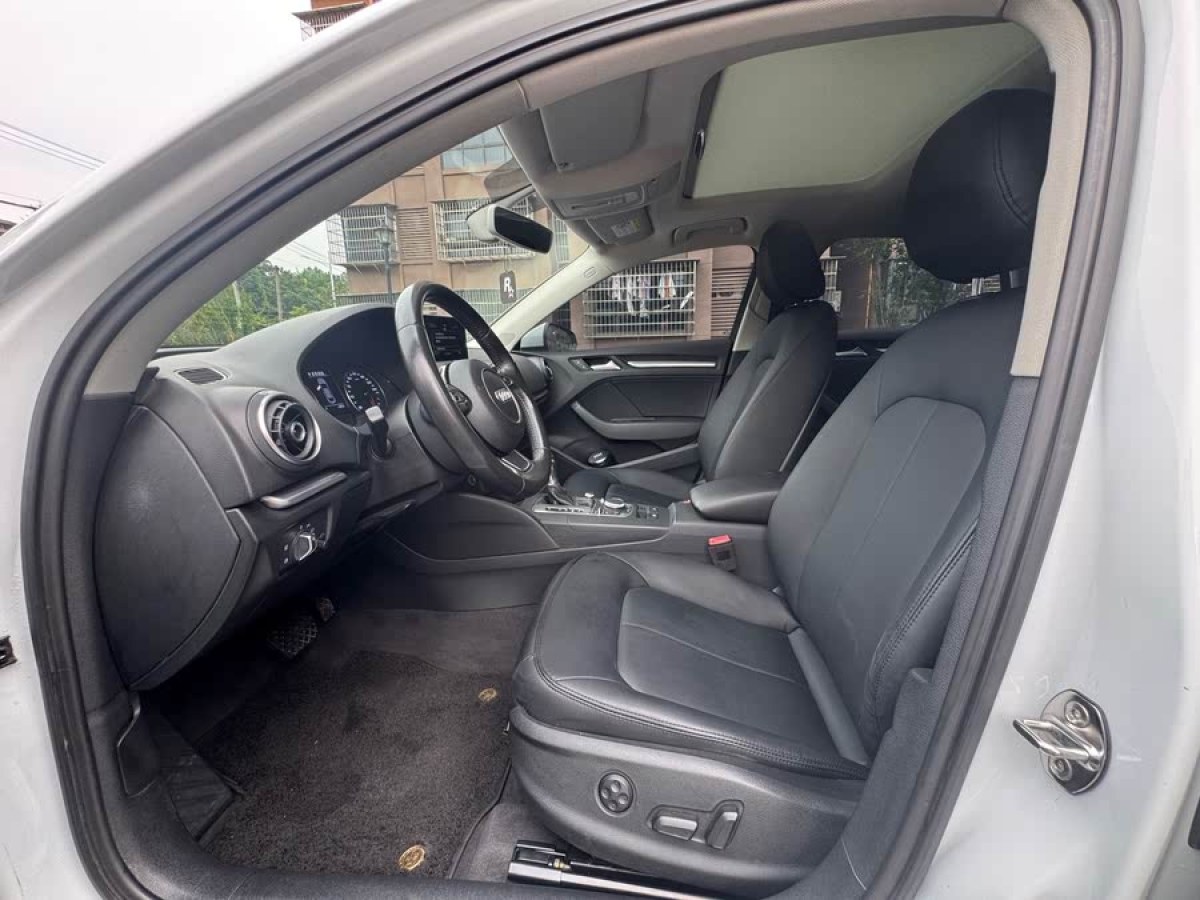 奧迪 奧迪A3  2016款 Limousine 35 TFSI 領(lǐng)英型圖片