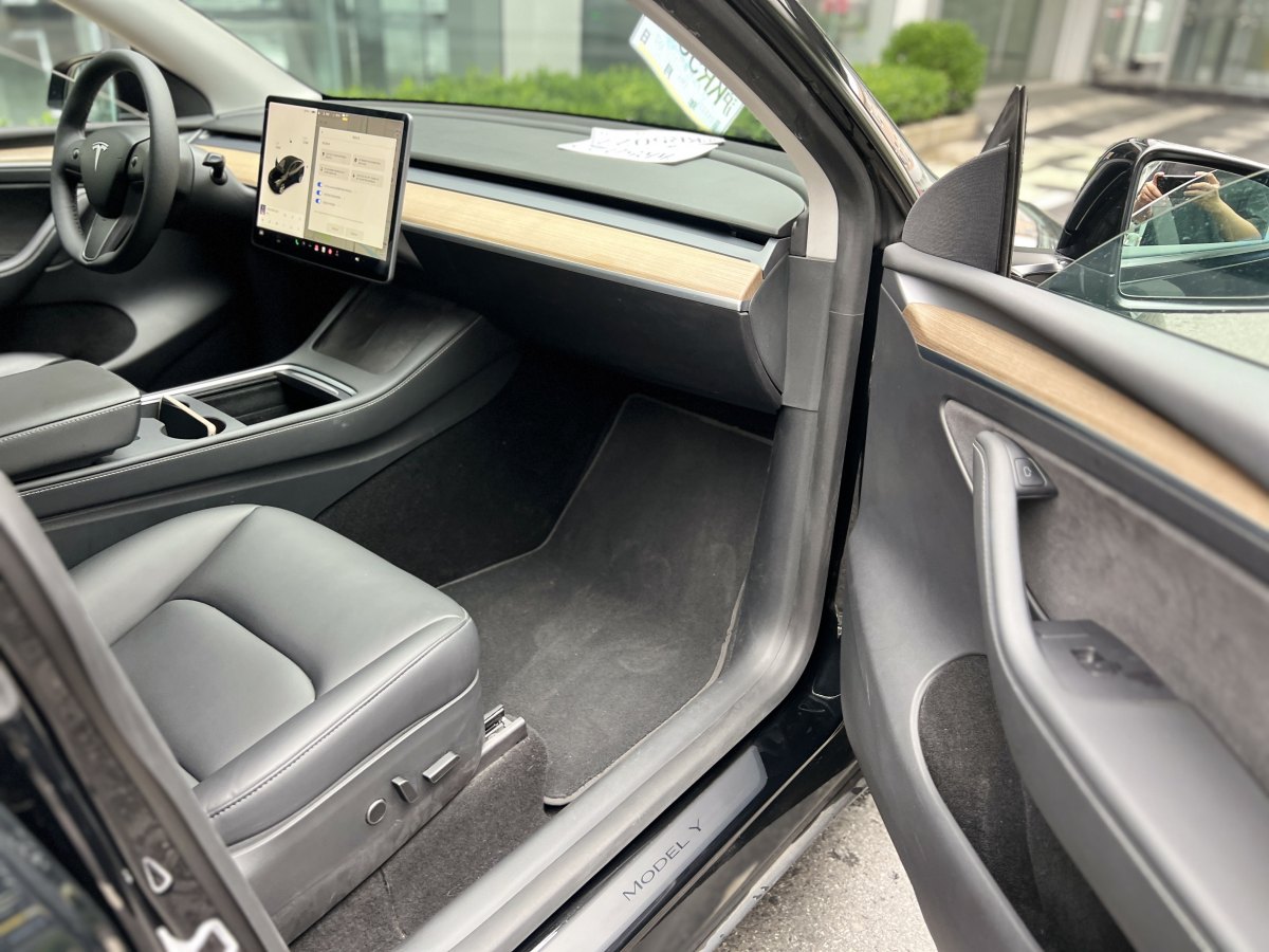 特斯拉 Model Y  2021款 長續(xù)航全輪驅動版 3D7圖片