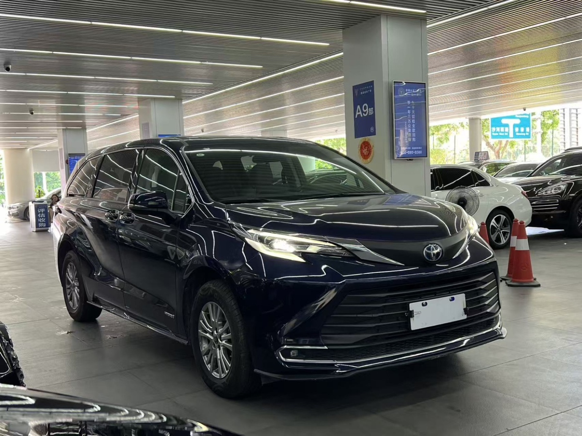 豐田 賽那SIENNA  2021款 2.5L混動 舒適版圖片