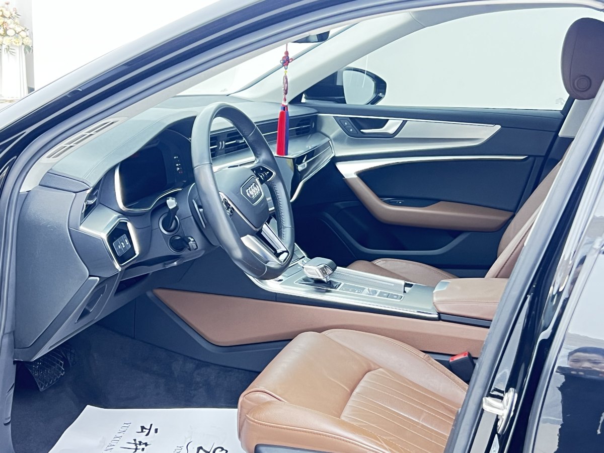 奧迪 奧迪A6L  2021款 45 TFSI 臻選致雅型圖片