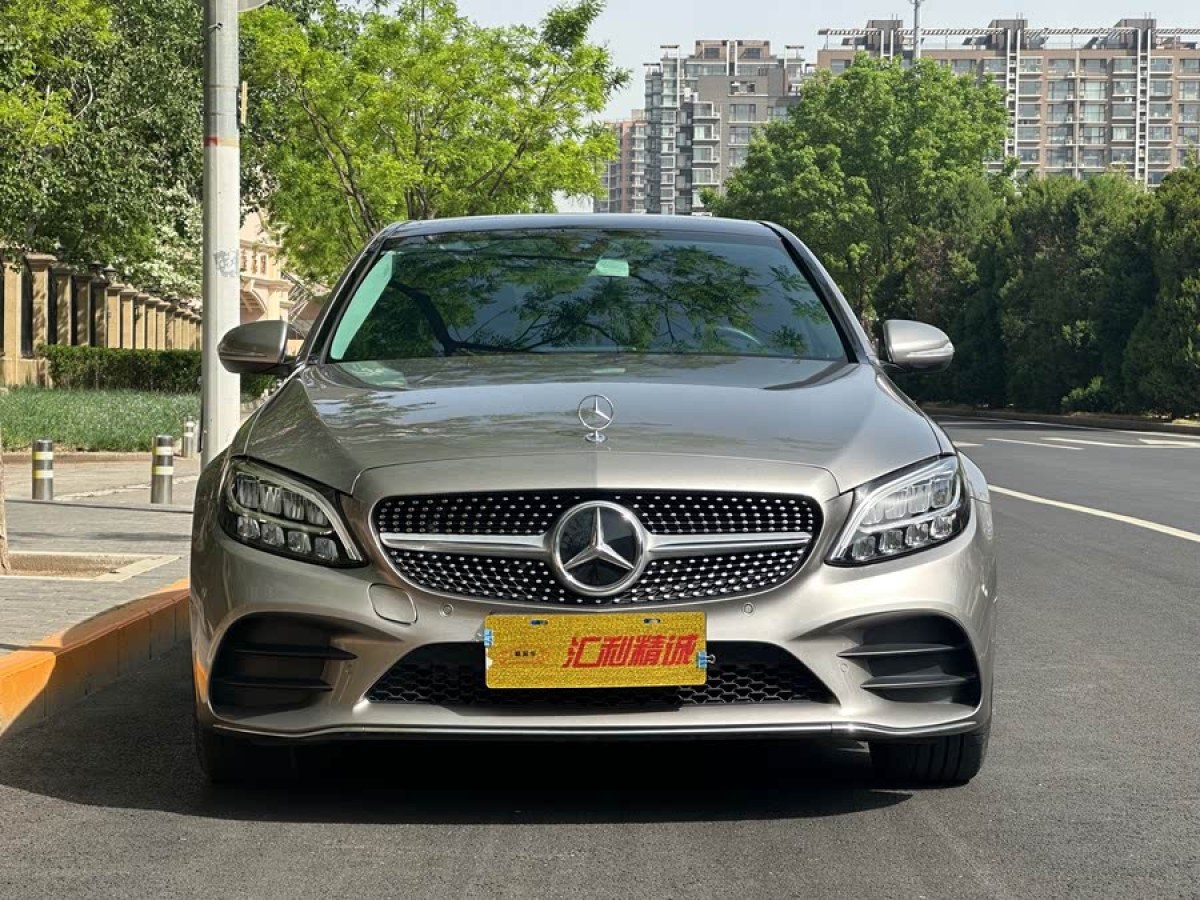 奔馳 奔馳C級(jí)  2019款 改款 C 260 L 運(yùn)動(dòng)版圖片