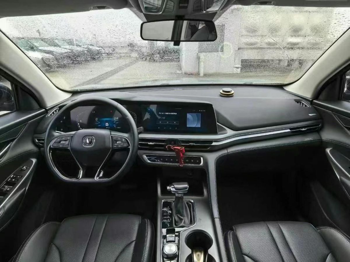 長(zhǎng)安 CS75  2021款 榮耀百萬版 280T DCT尊貴型圖片