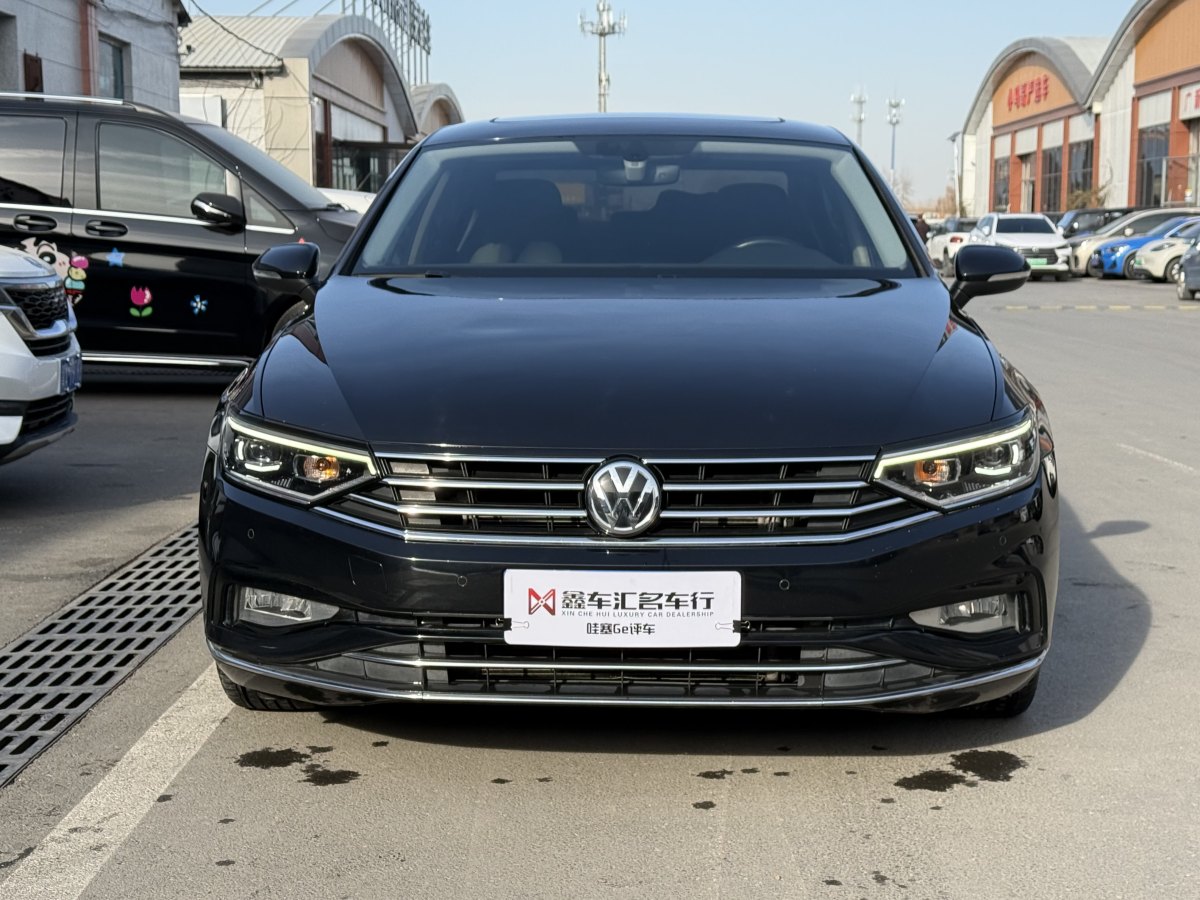 大眾 邁騰  2019款  330TSI DSG 領(lǐng)先型 國(guó)VI圖片