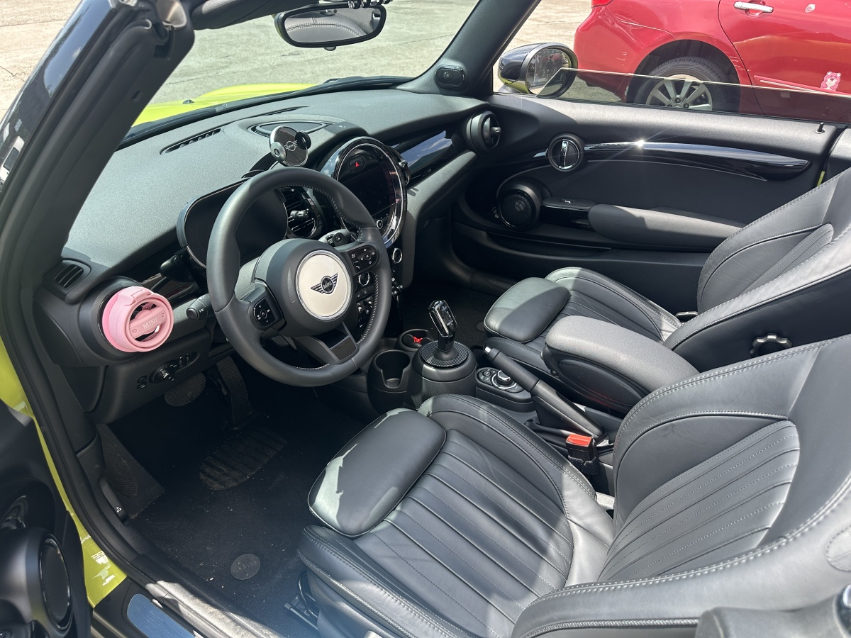 MINI MINI  2023款 2.0T COOPER S CABRIO 藝術(shù)家圖片