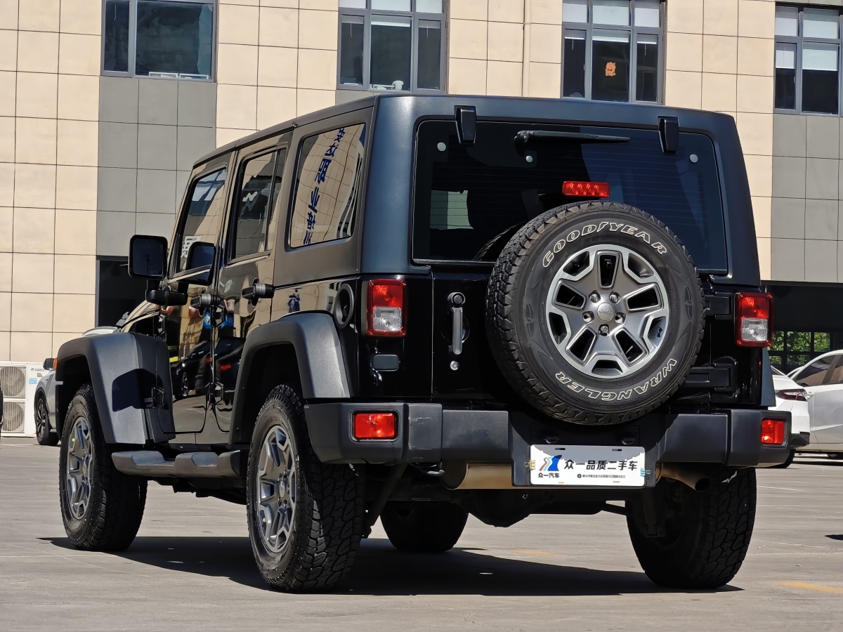 2013年5月Jeep 牧馬人  2013款 3.6L Rubicon 四門版