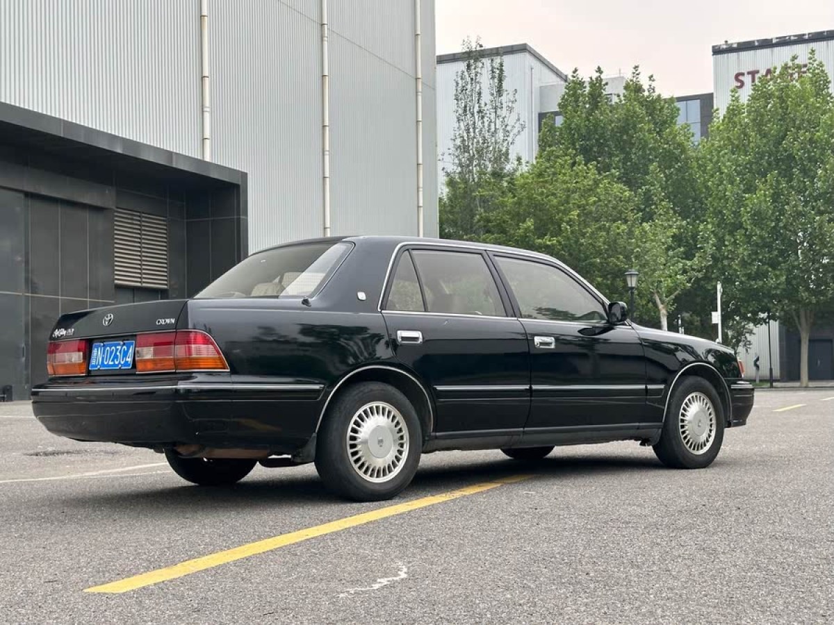 豐田 皇冠  2005款 3.0L 天窗版圖片