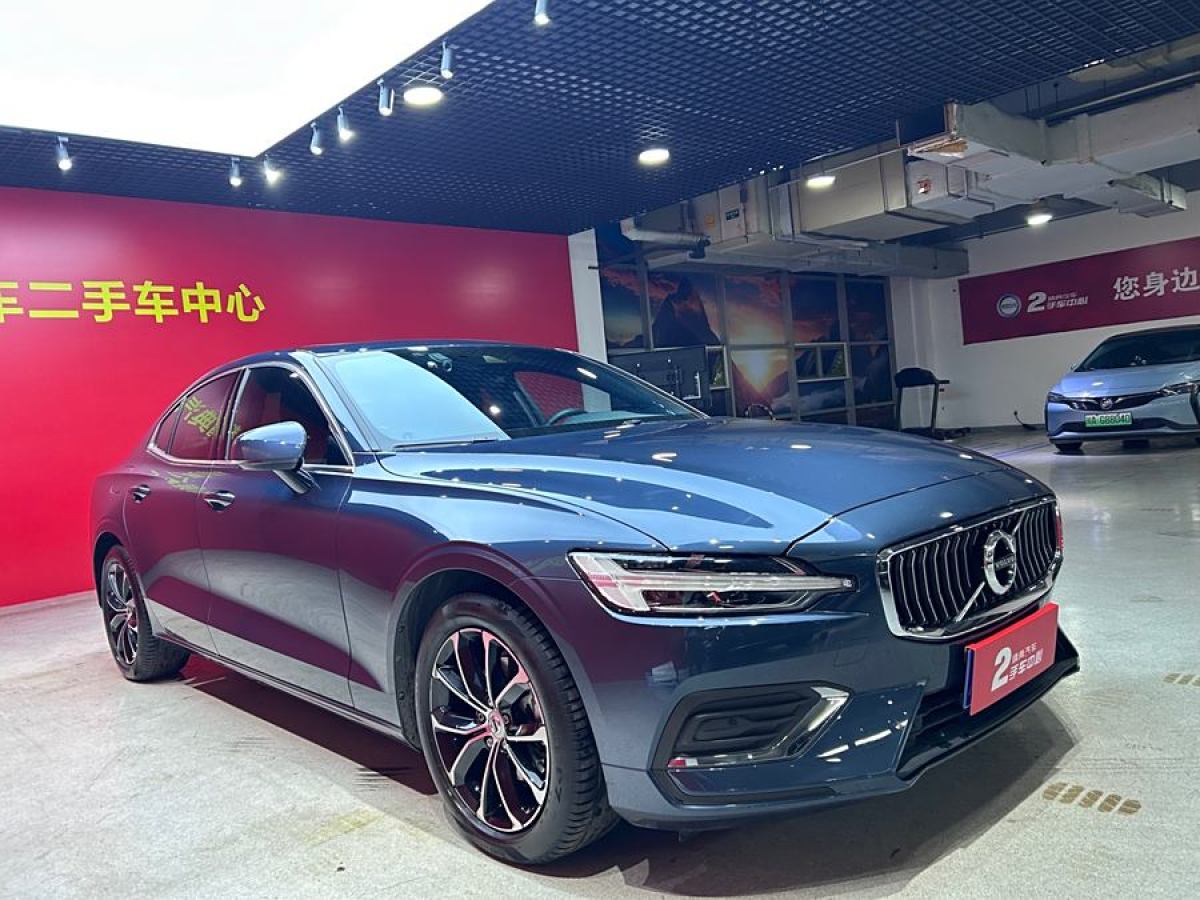 沃爾沃 S60L  2021款 T4 智逸豪華版圖片