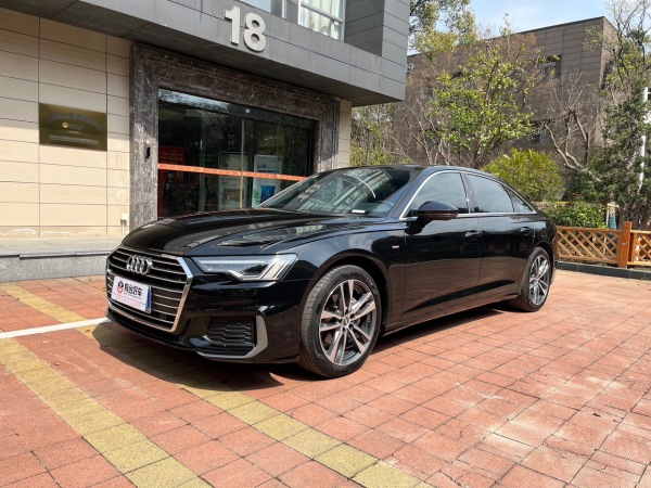 奥迪 奥迪A6L  2020款 40 TFSI 豪华动感型