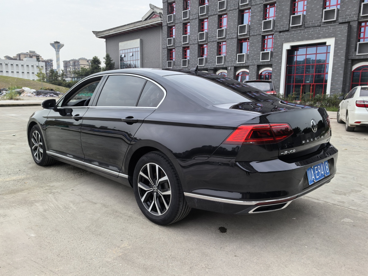 大眾 邁騰  2019款  330TSI DSG 領(lǐng)先型 國(guó)VI圖片