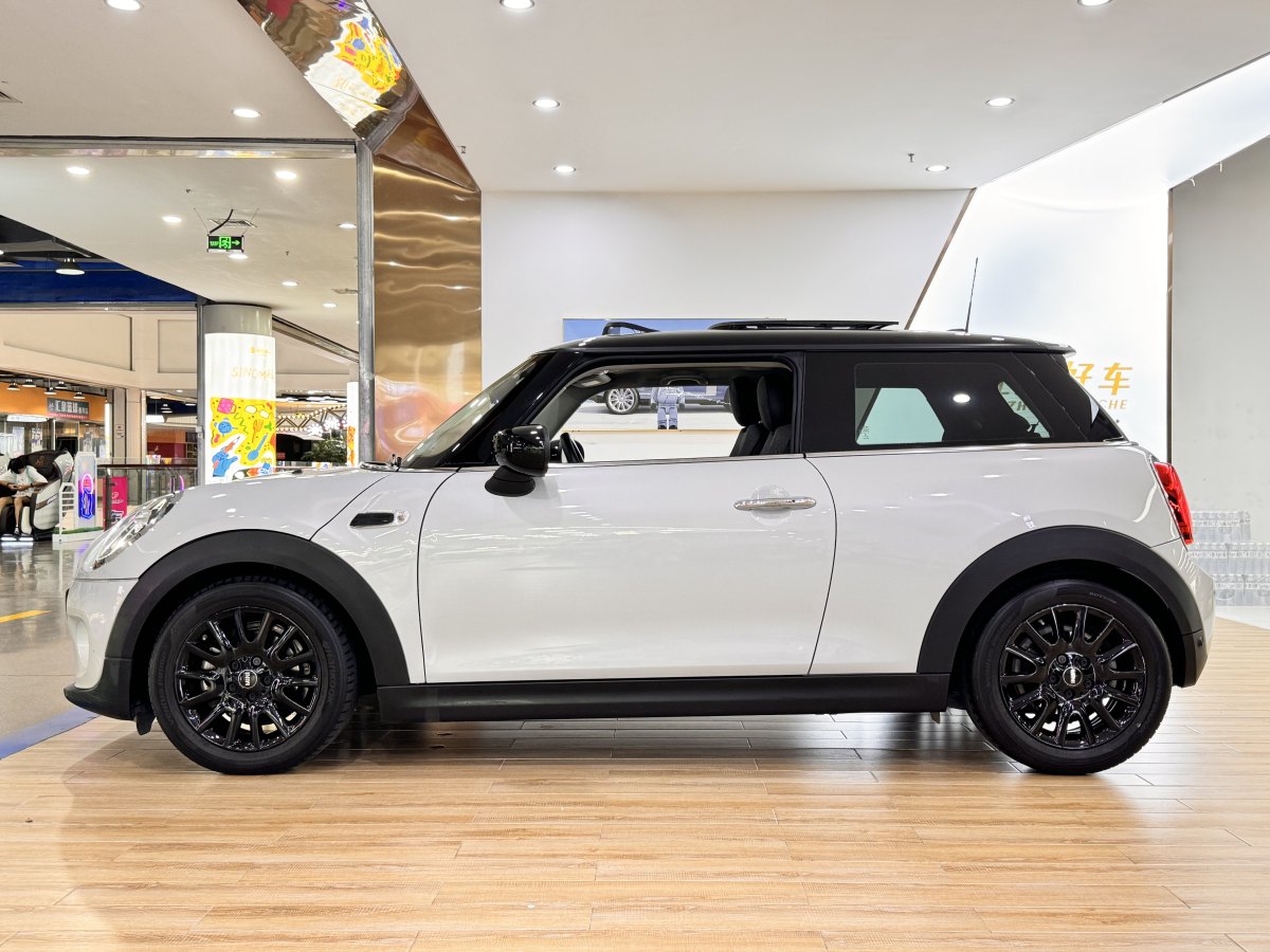 MINI MINI  2019款 1.5T COOPER 經(jīng)典派圖片