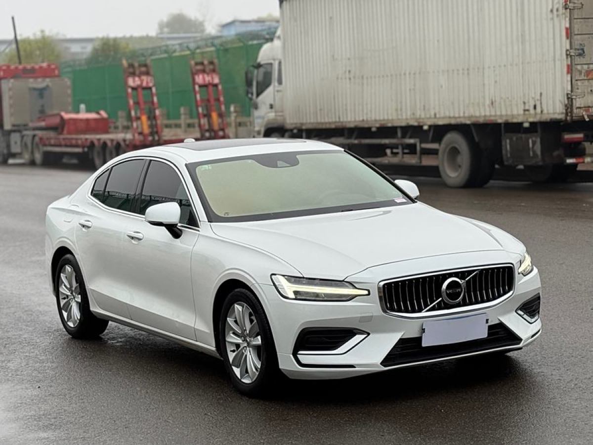 沃爾沃 S60L  2020款 T3 智行豪華版圖片