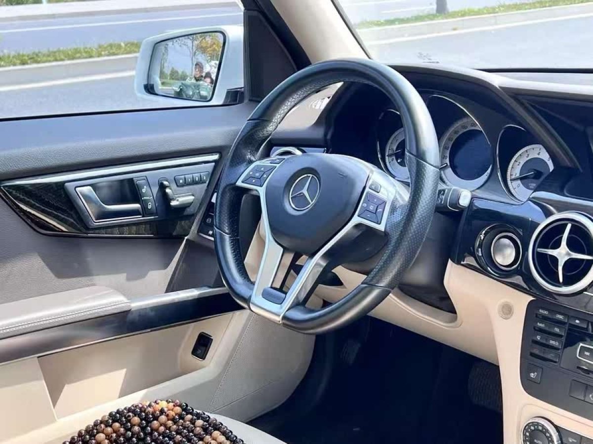 奔馳 奔馳GLK級  2015款 GLK 260 4MATIC 動感型 極致版圖片