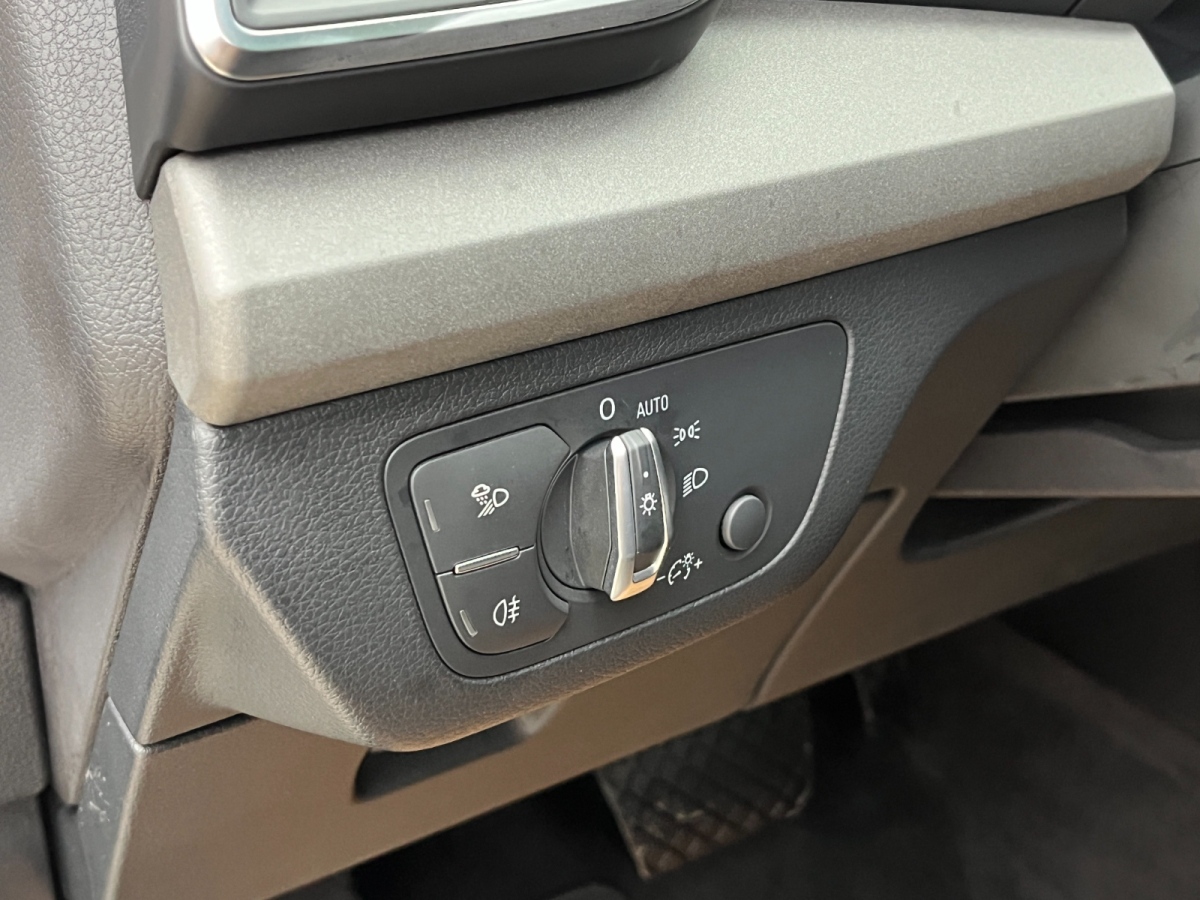 2019年12月奧迪 奧迪Q5L  2018款 40 TFSI 榮享進取型
