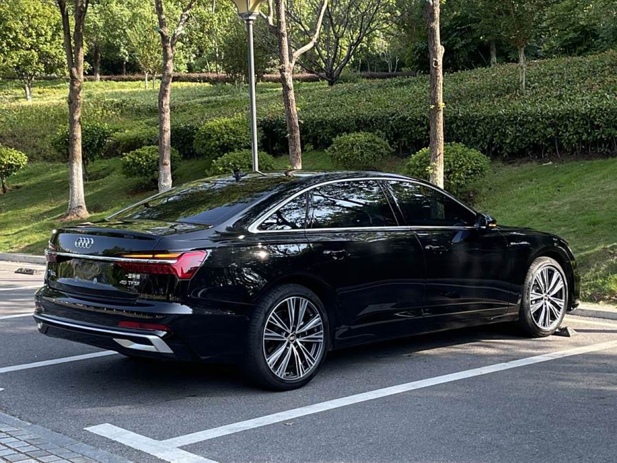 2024年4月奧迪 奧迪A6L  2024款 45 TFSI 臻選動(dòng)感型