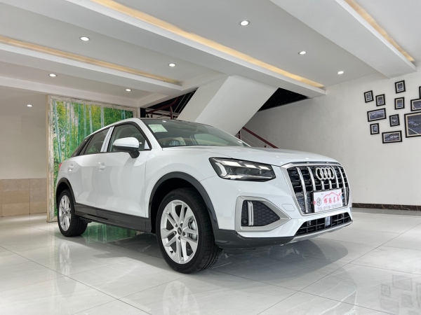 奥迪Q2L 2022款 35 TFSI 豪华致雅型