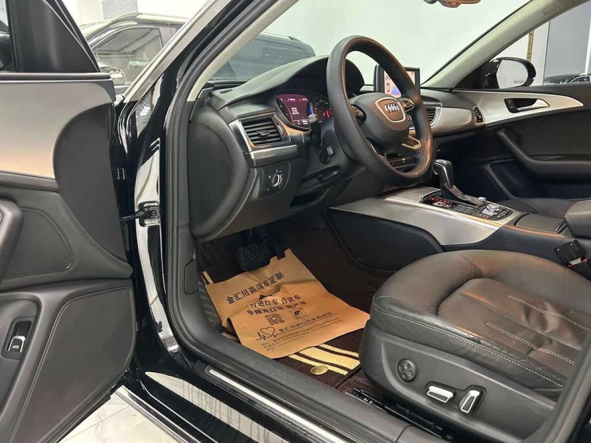 奧迪 奧迪A4L  2018款 30周年年型 30 TFSI 進(jìn)取型圖片