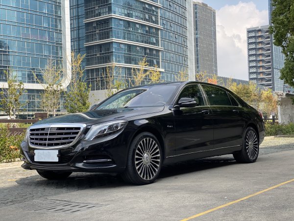 奔驰 迈巴赫S级  2017款 S 400 4MATIC