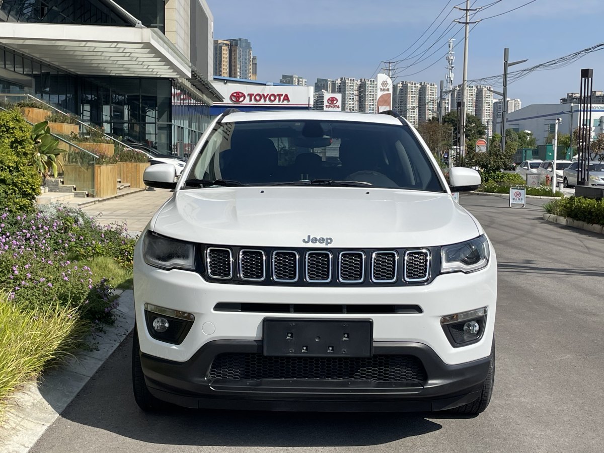 2020年12月Jeep 指南者  2020款 220T 自動(dòng)精英版