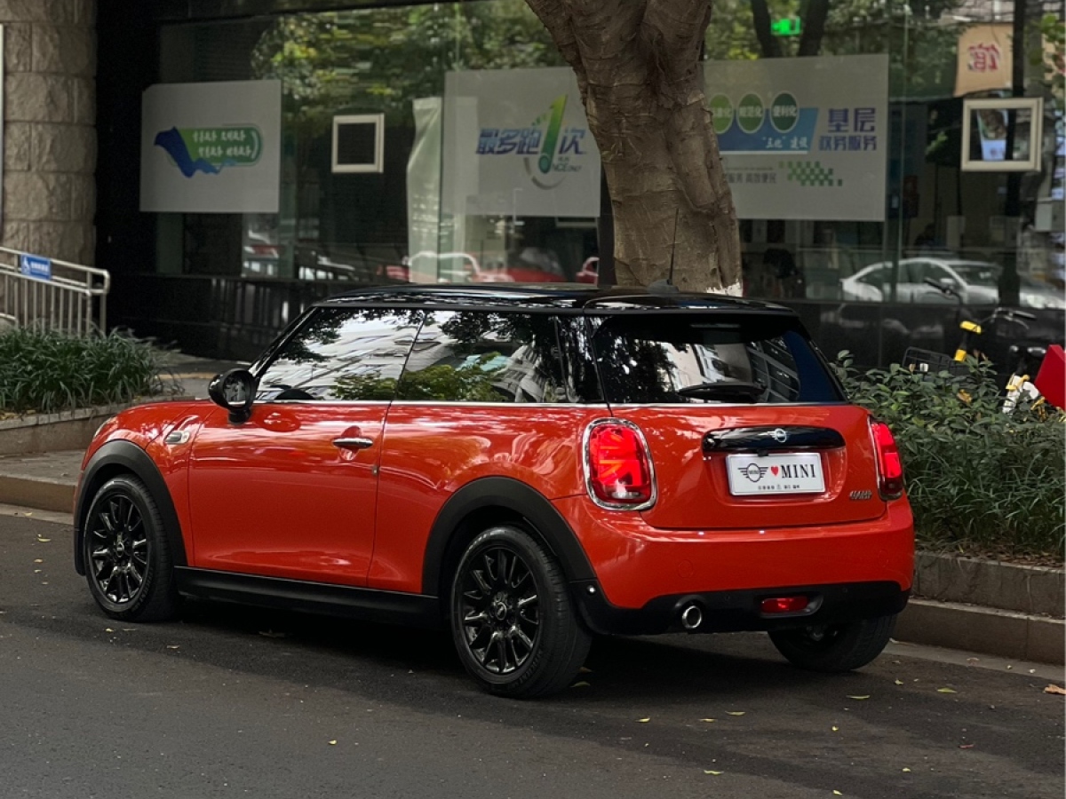 MINI MINI  2019款 1.5T COOPER 經(jīng)典派圖片