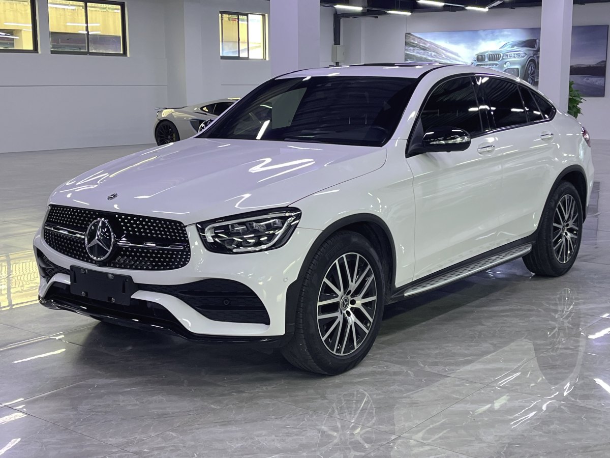 奔馳 奔馳GLC  2023款 GLC 300 4MATIC 轎跑SUV圖片