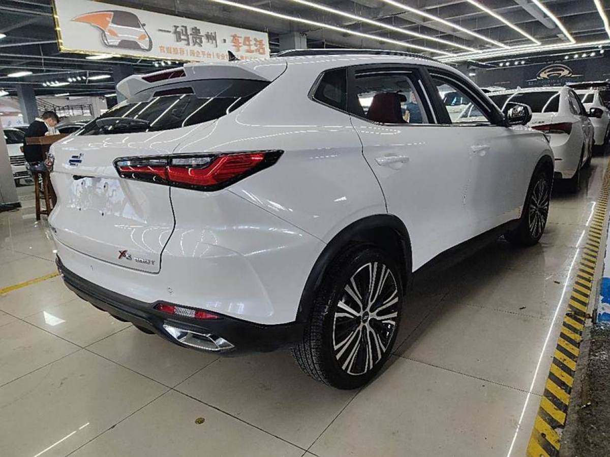 長(zhǎng)安歐尚 長(zhǎng)安歐尚X5  2021款 1.5T DCT旗艦型圖片