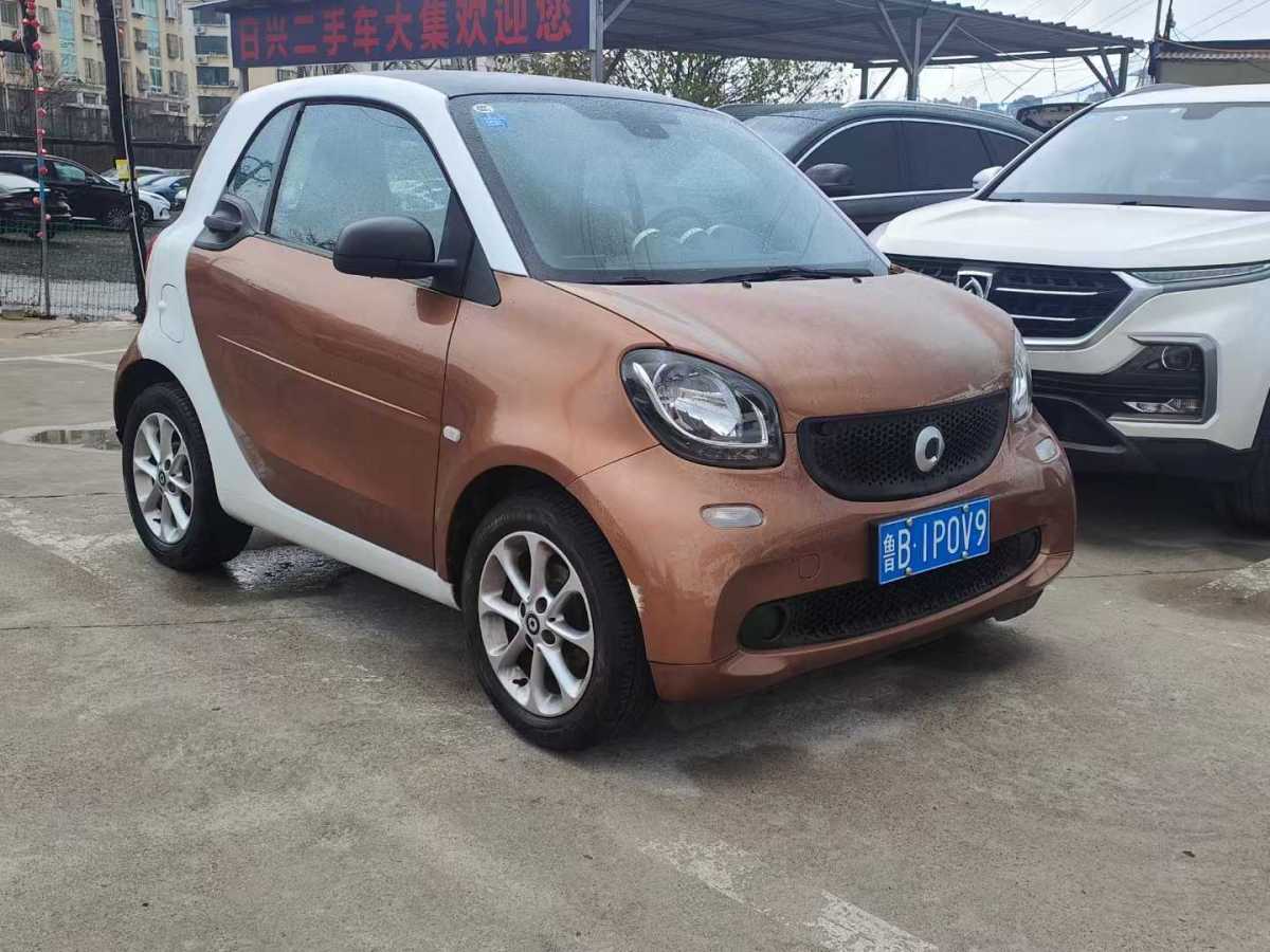 smart fortwo  2015款 1.0L 52千瓦硬頂靈動(dòng)版圖片