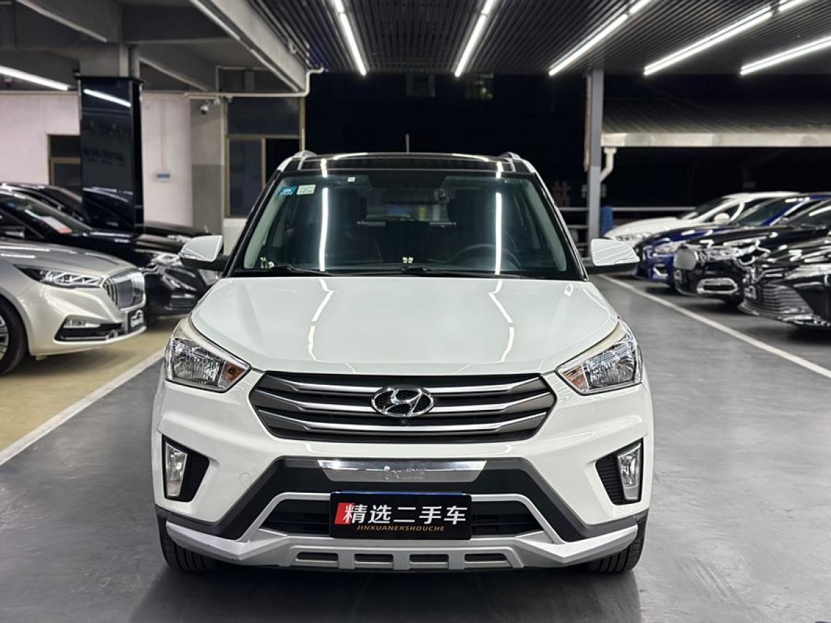 現(xiàn)代 ix25  2015款 1.6L 自動兩驅(qū)智能型GLS圖片