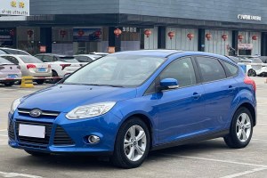 ?？怂?福特 兩廂 1.6L 手動風尚型