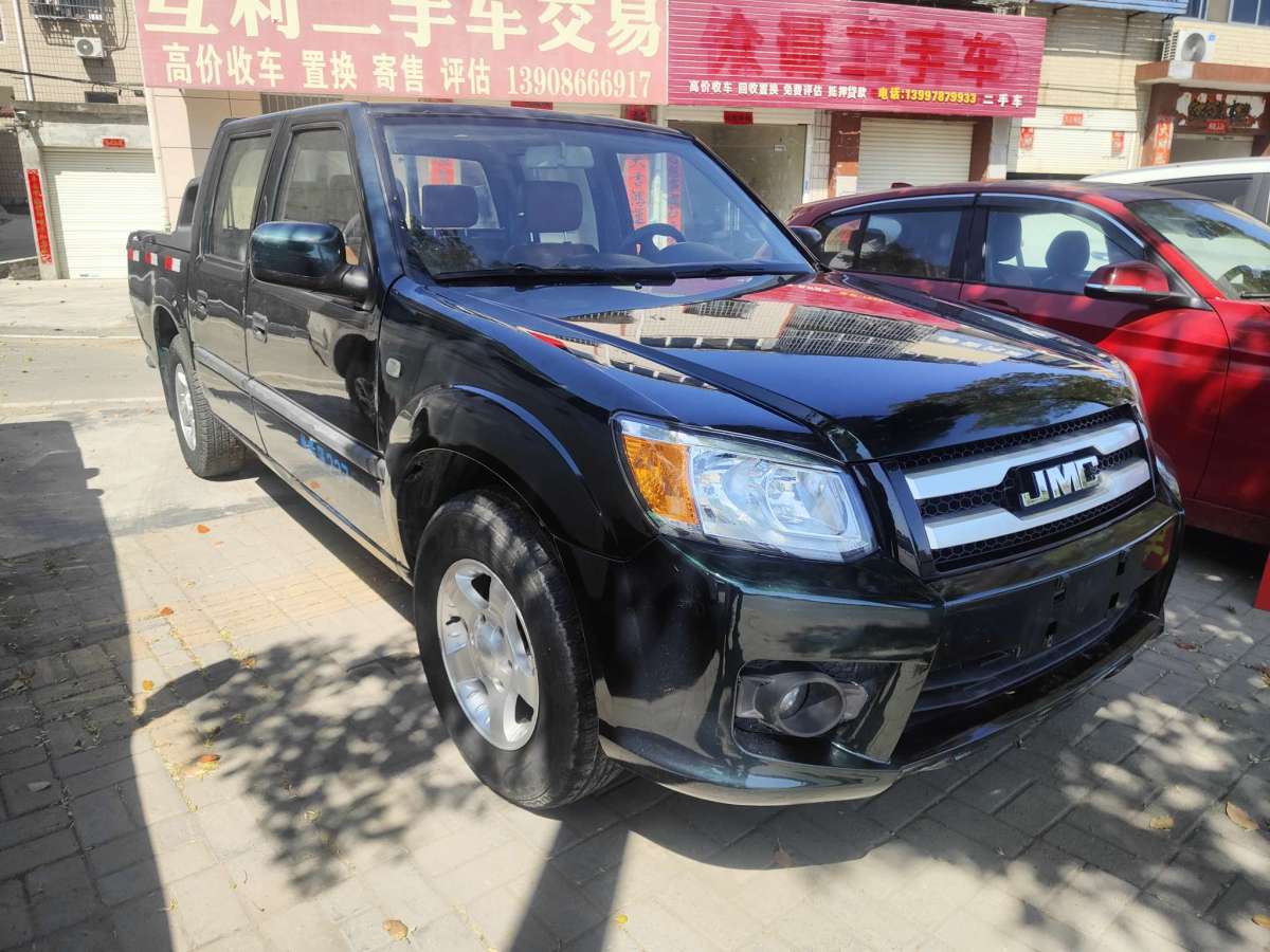 江鈴 寶典  2016款 2.8T新超值柴油兩驅(qū)加長(zhǎng)貨基本型JX493ZLQ4F圖片