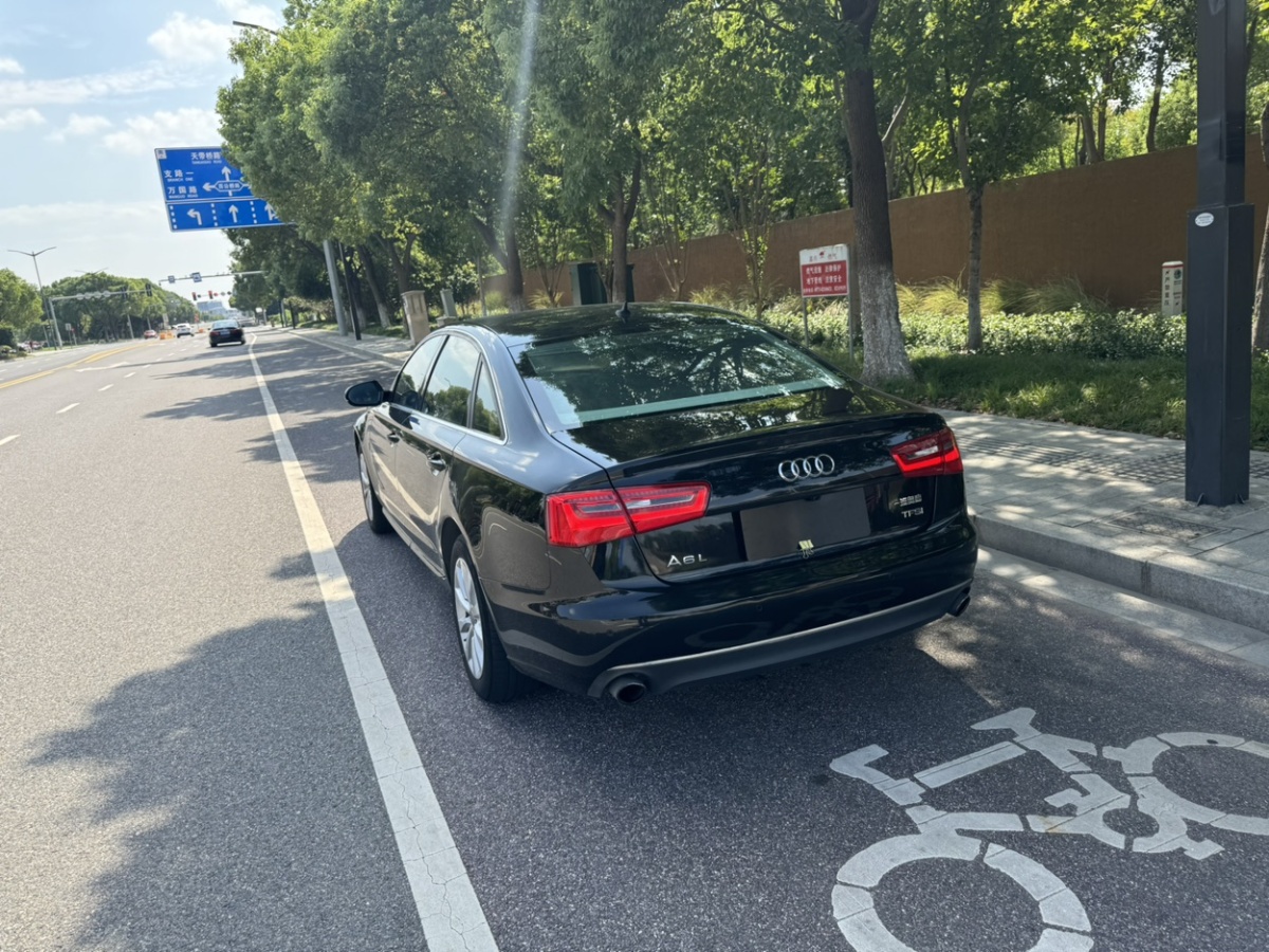 奧迪 奧迪A6L  2014款 TFSI 標(biāo)準(zhǔn)型圖片