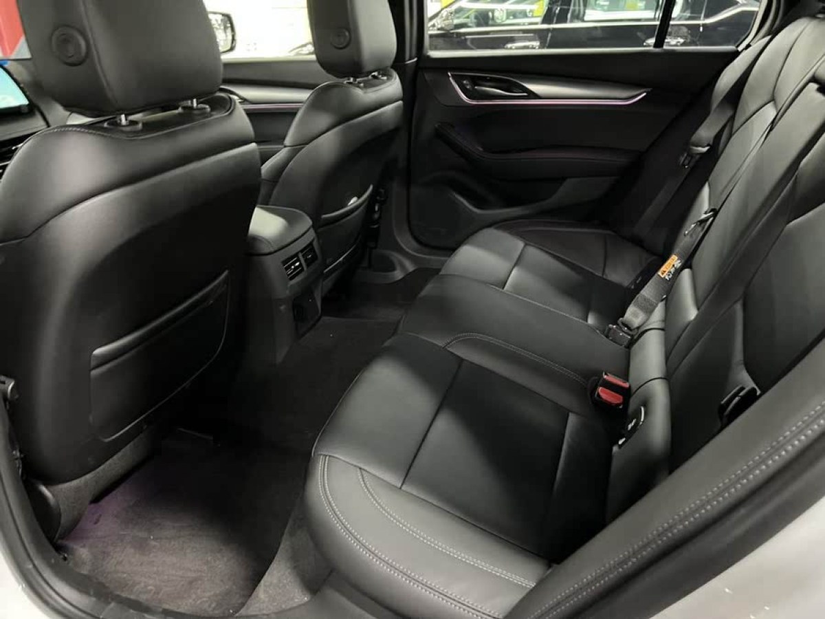 凱迪拉克 CT5  2024款 28T 豪華型圖片