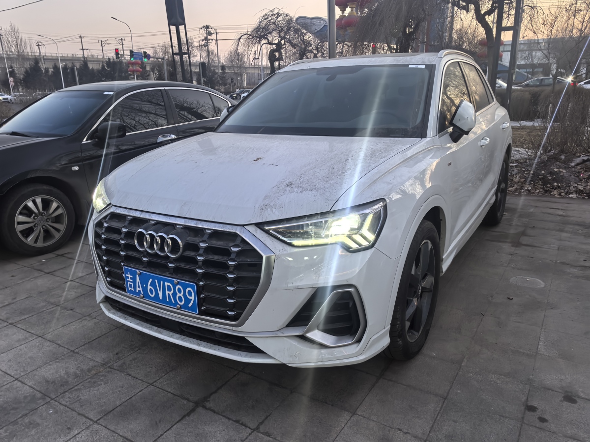 奧迪 奧迪Q3  2023款 40 TFSI 時尚動感型圖片