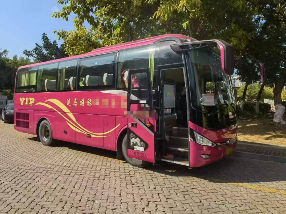 多臺國六38座有公告宇通6907旅游車圖片