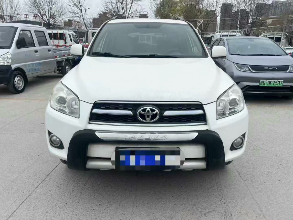 2012年1月豐田 RAV4榮放  2012款 炫裝版 2.0L 自動四驅(qū)