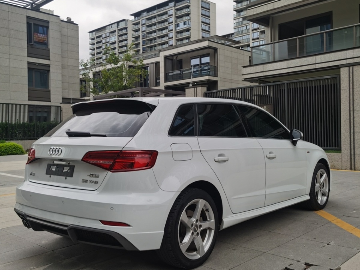 奧迪 奧迪A3  2020款 Sportback 35 TFSI 時尚型圖片