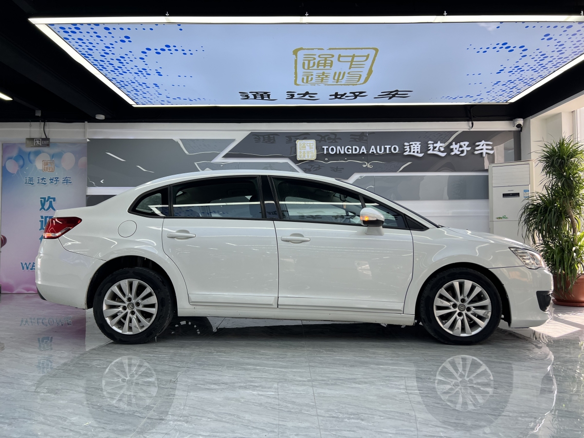 雪铁龙 世嘉  2013款 三厢 1.6L 自动品尚型图片