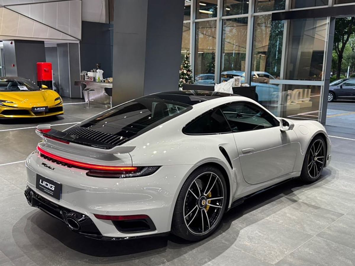 2023年3月保時捷 911  2023款 Turbo S 3.7T