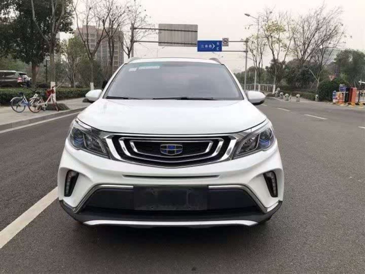 吉利 遠(yuǎn)景X3  2017款 1.5L 自動尊貴型圖片