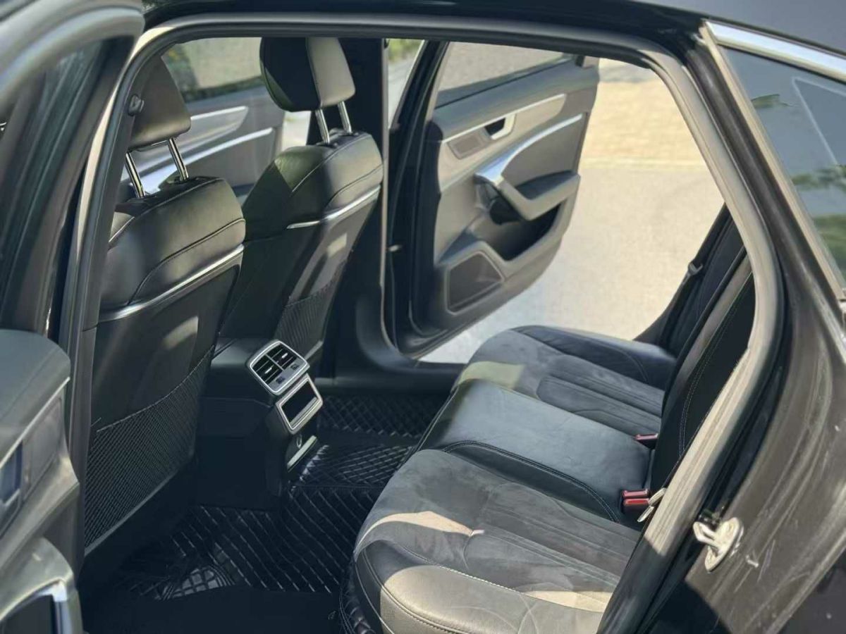 奧迪 奧迪A6L  2020款 40 TFSI 豪華動(dòng)感型圖片